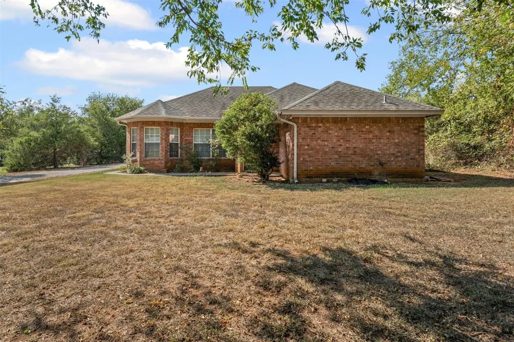 904 E 3rd B Street Weatherford, TX 76086
