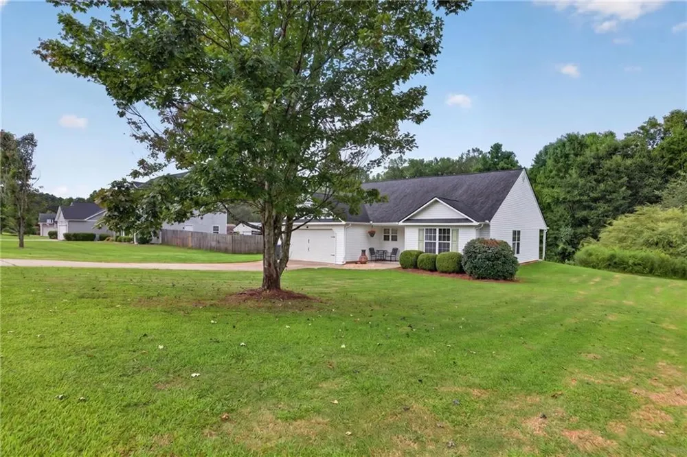 112 Governor Lane Temple, GA 30179