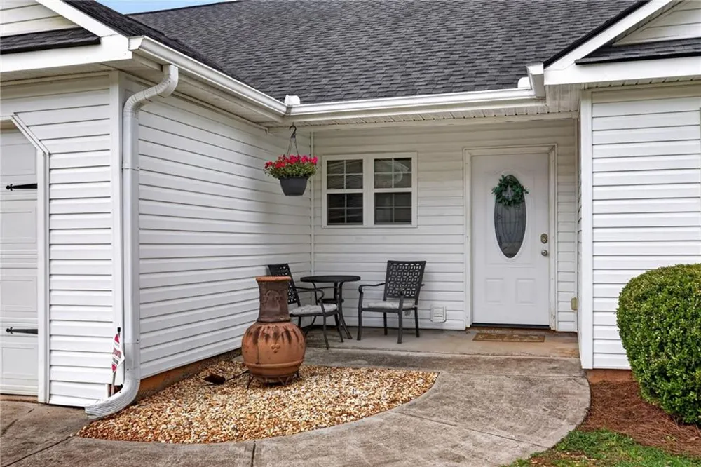 112 Governor Lane Temple, GA 30179