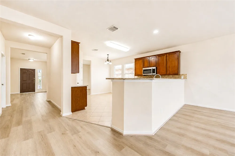 7419 Sabinal Creek Drive Richmond, TX 77407