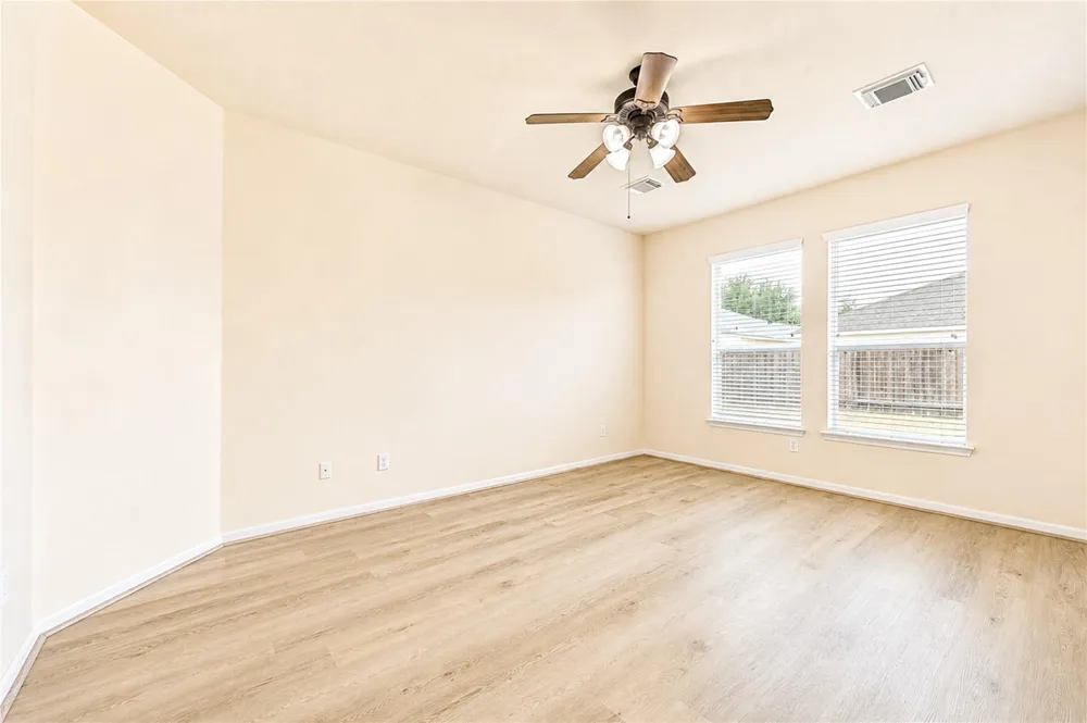 7419 Sabinal Creek Drive Richmond, TX 77407