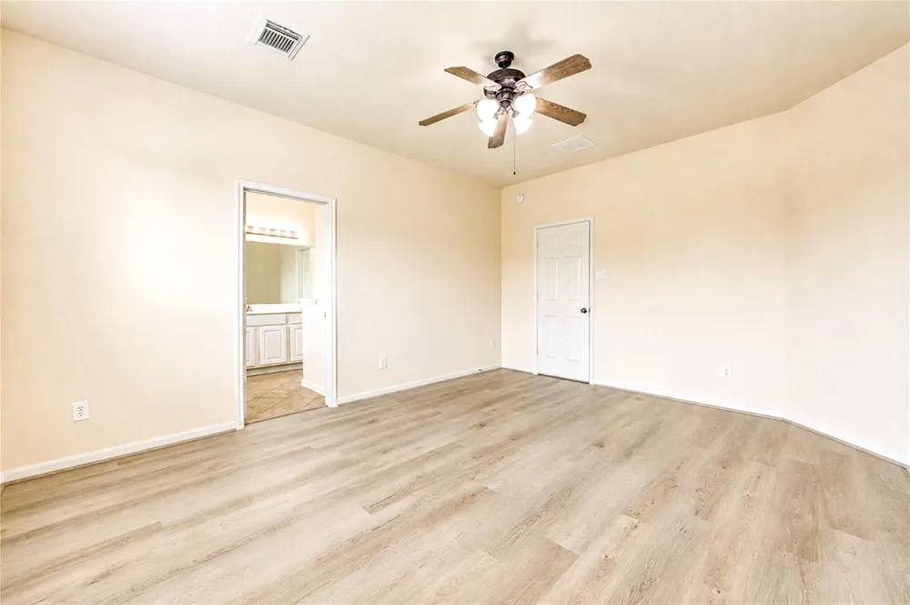 7419 Sabinal Creek Drive Richmond, TX 77407