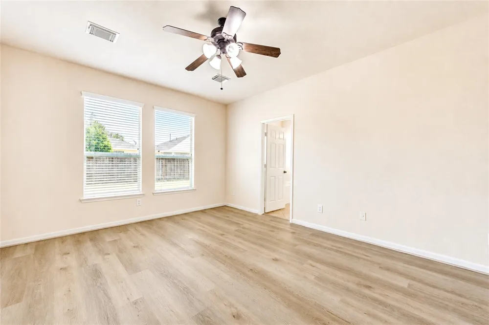 7419 Sabinal Creek Drive Richmond, TX 77407