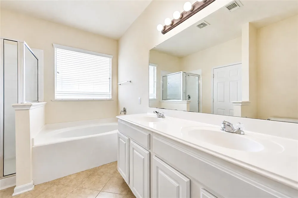 7419 Sabinal Creek Drive Richmond, TX 77407
