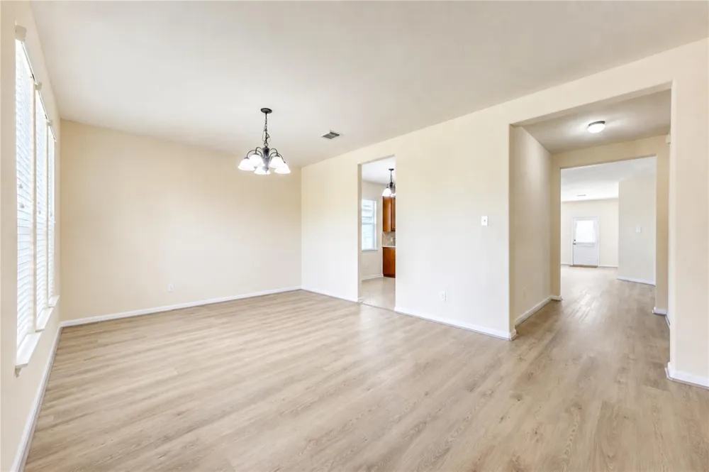 7419 Sabinal Creek Drive Richmond, TX 77407