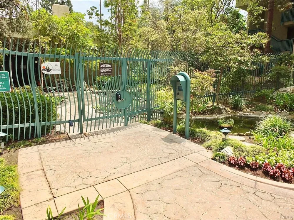 448 Bellflower Boulevard #319 Long Beach, CA 90814