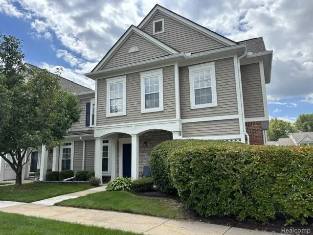 25808 Maritime Circle Harrison Charter Township, MI 48045