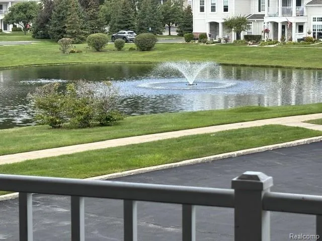 25808 Maritime Circle Harrison Charter Township, MI 48045