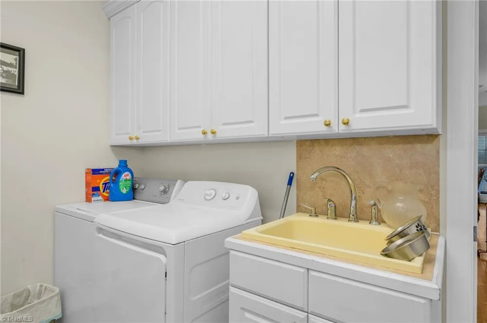 148 Magnolia Drive North Wilkesboro, NC 28659