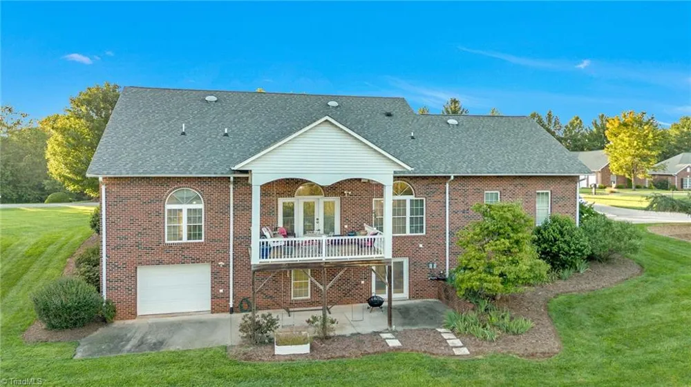 148 Magnolia Drive North Wilkesboro, NC 28659