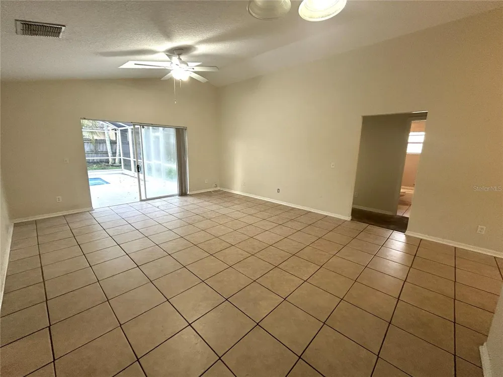 8008 ASPENCREST COURT Orlando, FL 32835