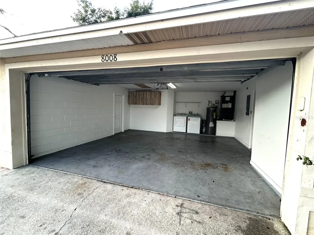 8008 ASPENCREST COURT Orlando, FL 32835