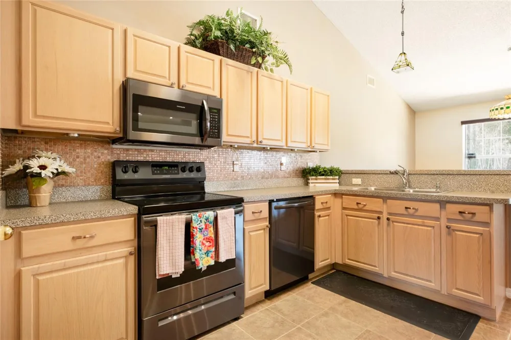 38 PRINCESS ROSE DRIVE Palm Coast, FL 32164
