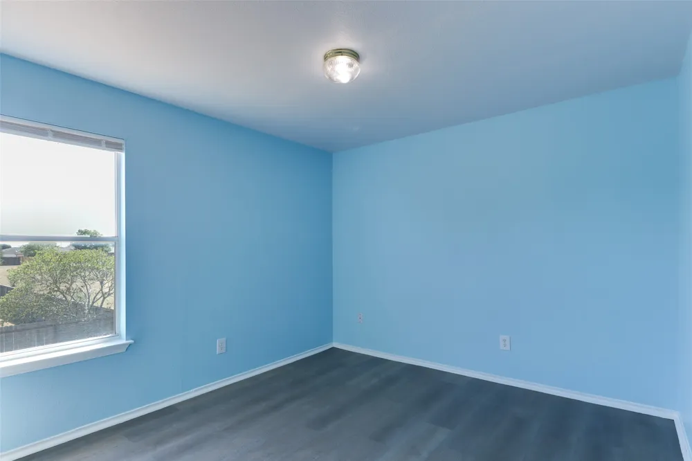 1004 W South Street Leander, TX 78641