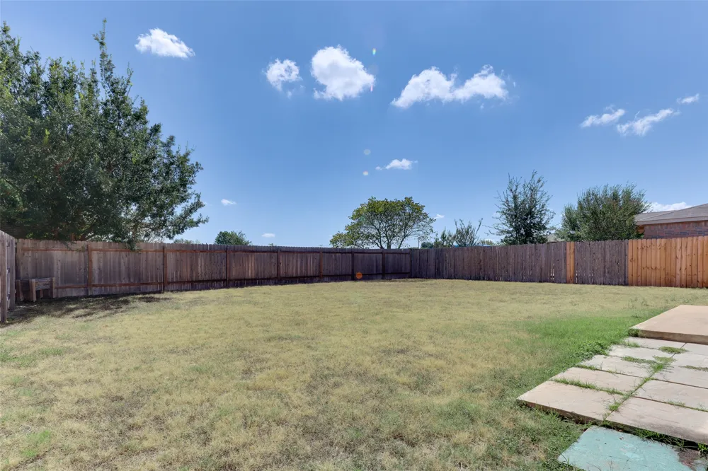 1004 W South Street Leander, TX 78641