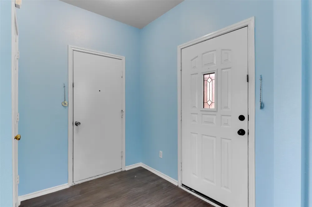 1004 W South Street Leander, TX 78641