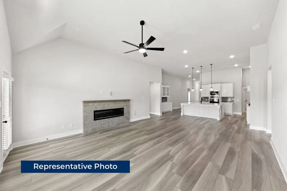 604 Ole Opry Drive Burleson, TX 76028