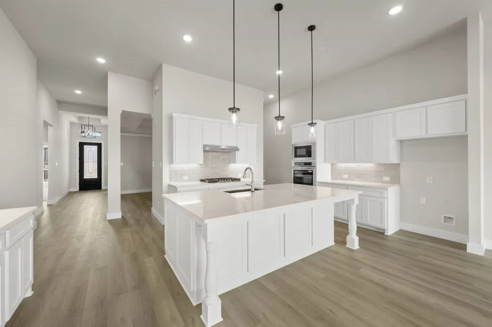 604 Ole Opry Drive Burleson, TX 76028