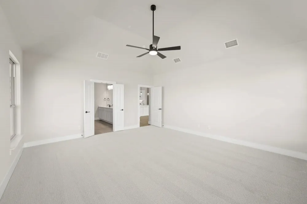 604 Ole Opry Drive Burleson, TX 76028