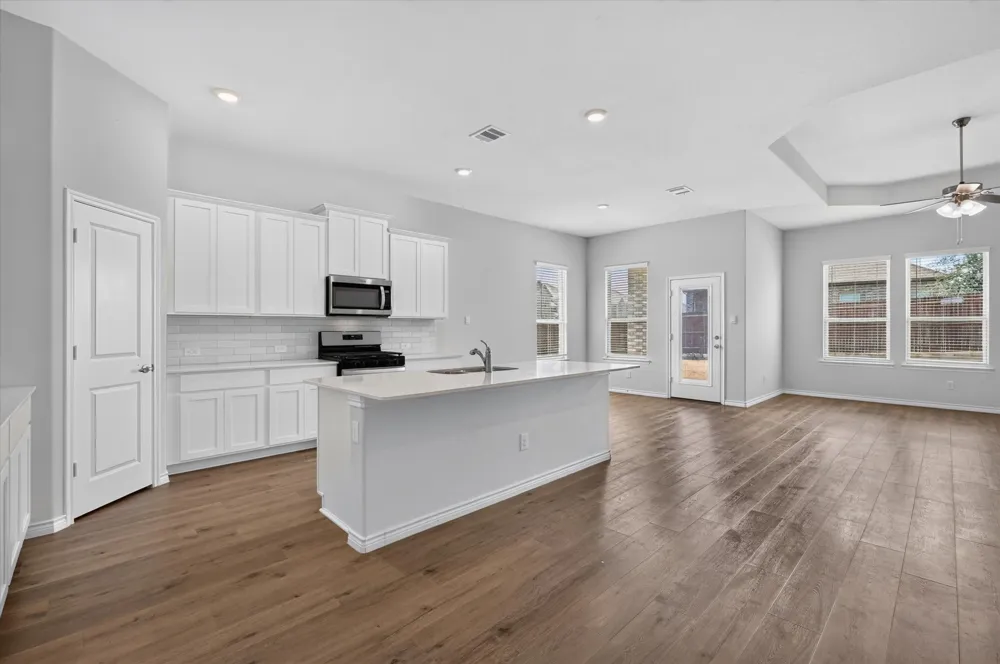 3703 High Country Road Aubrey, TX 76227