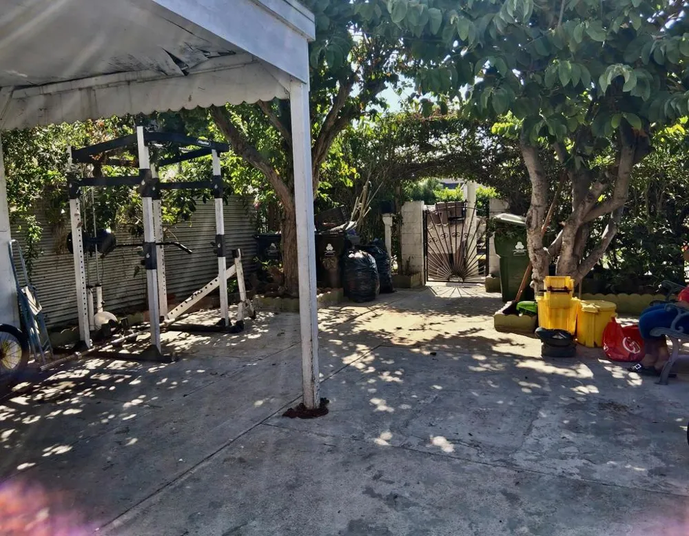 10328 Hickory Street Los Angeles, CA 90002