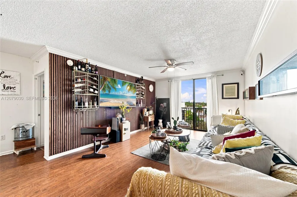 1919 Van Buren St #614A Hollywood, FL 33020