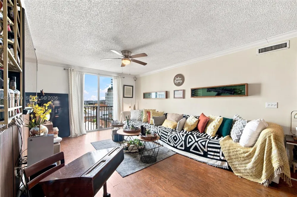 1919 Van Buren St #614A Hollywood, FL 33020