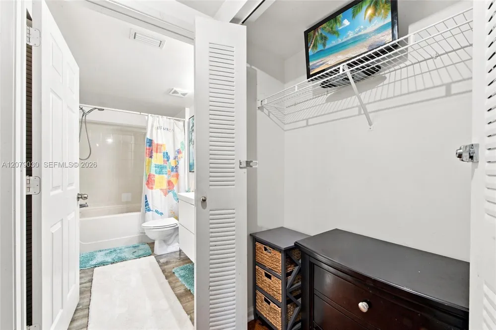 1919 Van Buren St #614A Hollywood, FL 33020