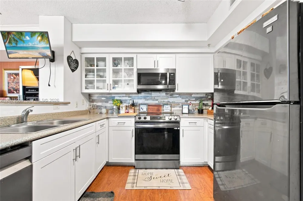 1919 Van Buren St #614A Hollywood, FL 33020