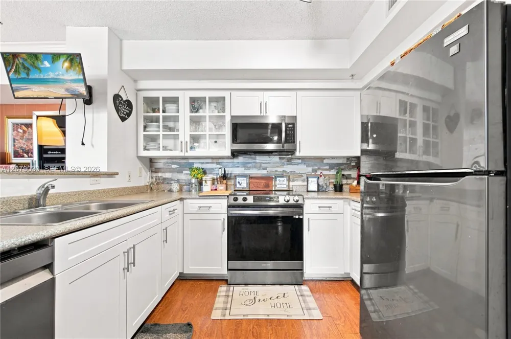 1919 Van Buren St #614A Hollywood, FL 33020