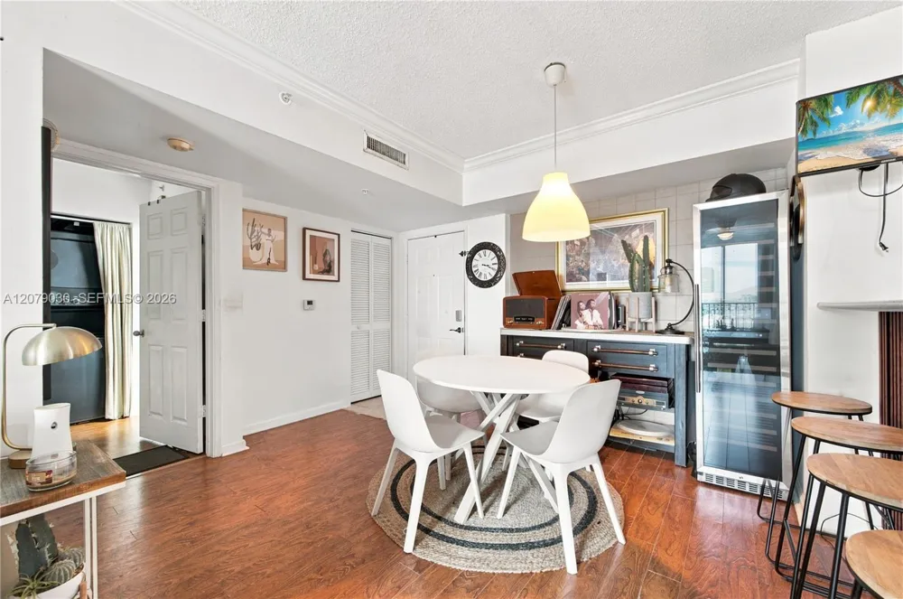 1919 Van Buren St #614A Hollywood, FL 33020