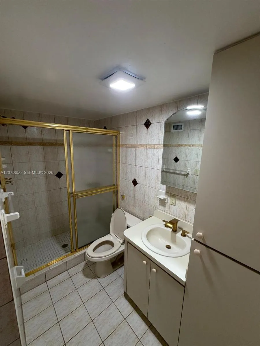 71 Coral Dr Key Largo, FL 33037