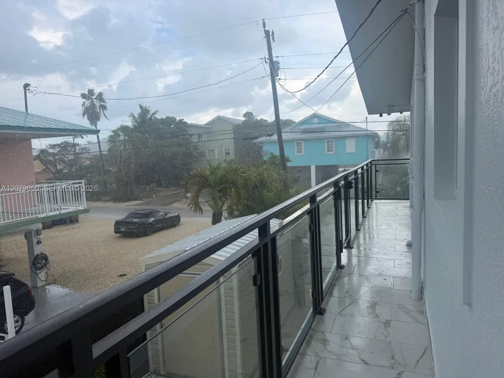 71 Coral Dr Key Largo, FL 33037
