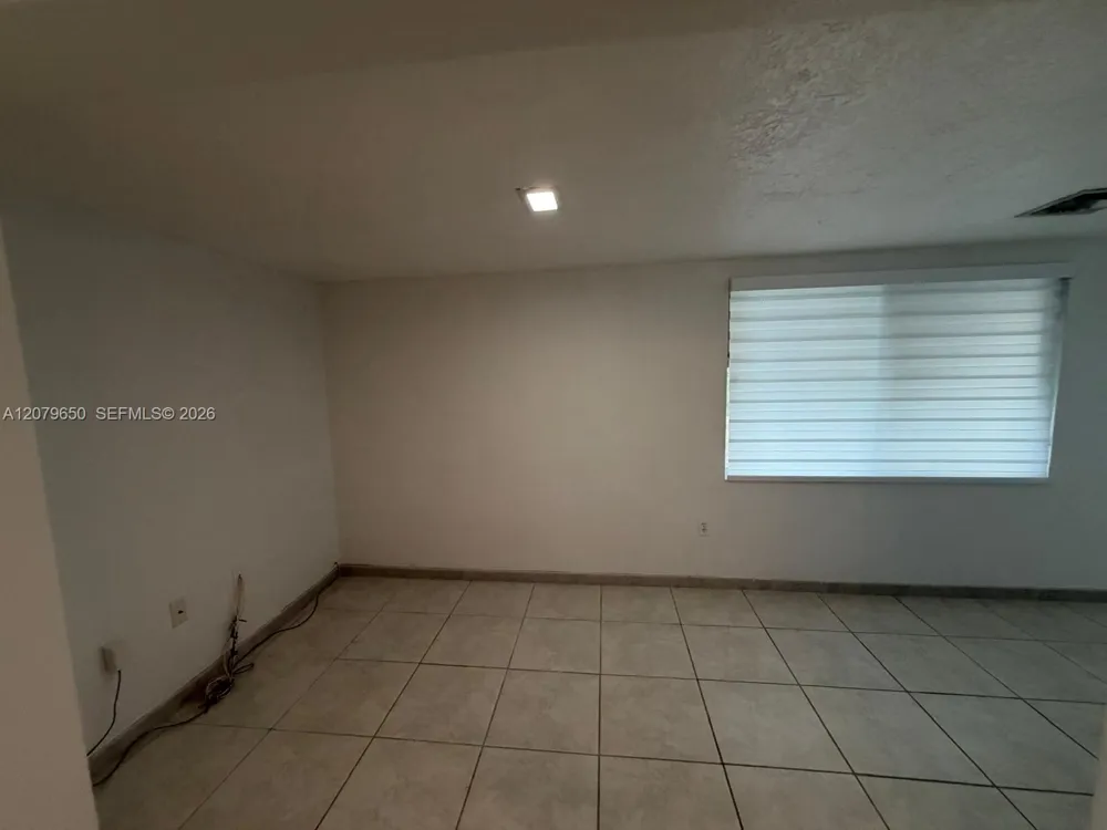 71 Coral Dr Key Largo, FL 33037