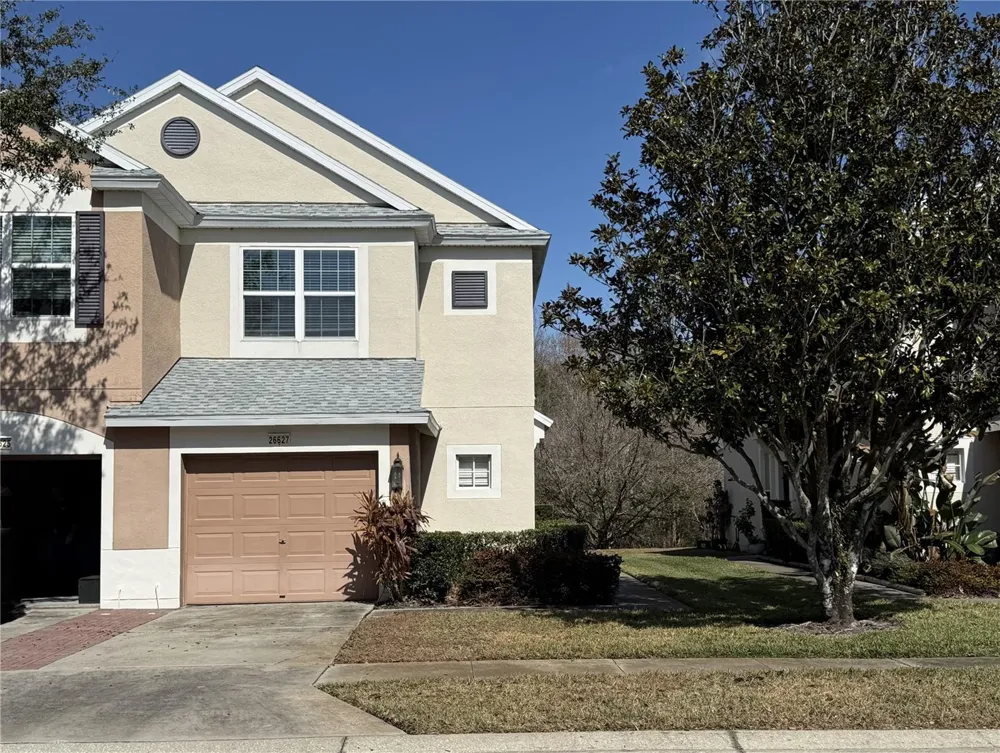 26627 CASTLEVIEW WAY Wesley Chapel, FL 33544