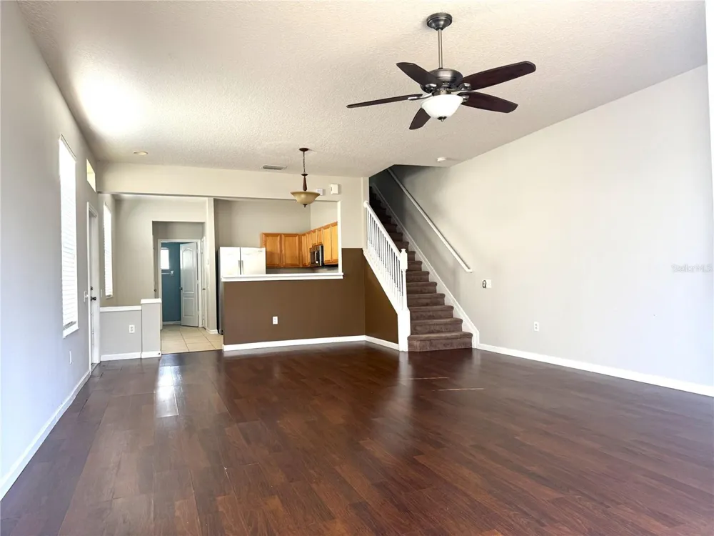 26627 CASTLEVIEW WAY Wesley Chapel, FL 33544
