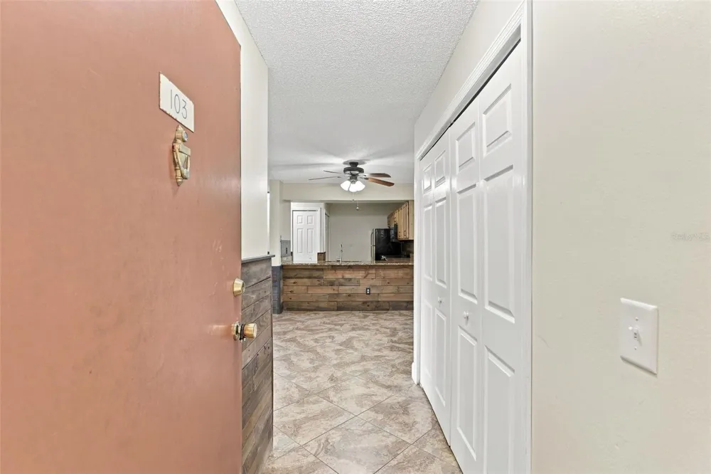 646 KENWICK CIRCLE #103 Casselberry, FL 32707