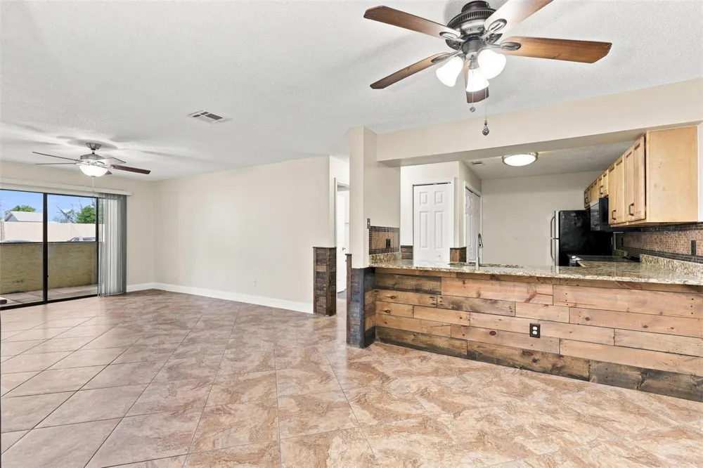 646 KENWICK CIRCLE #103 Casselberry, FL 32707