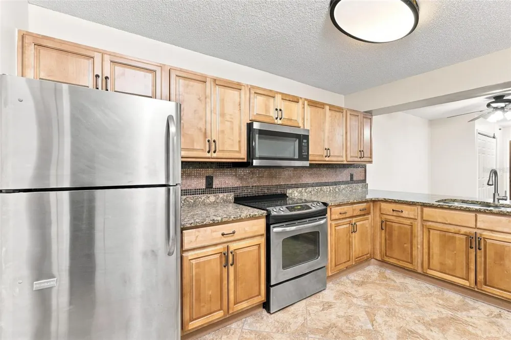 646 KENWICK CIRCLE #103 Casselberry, FL 32707