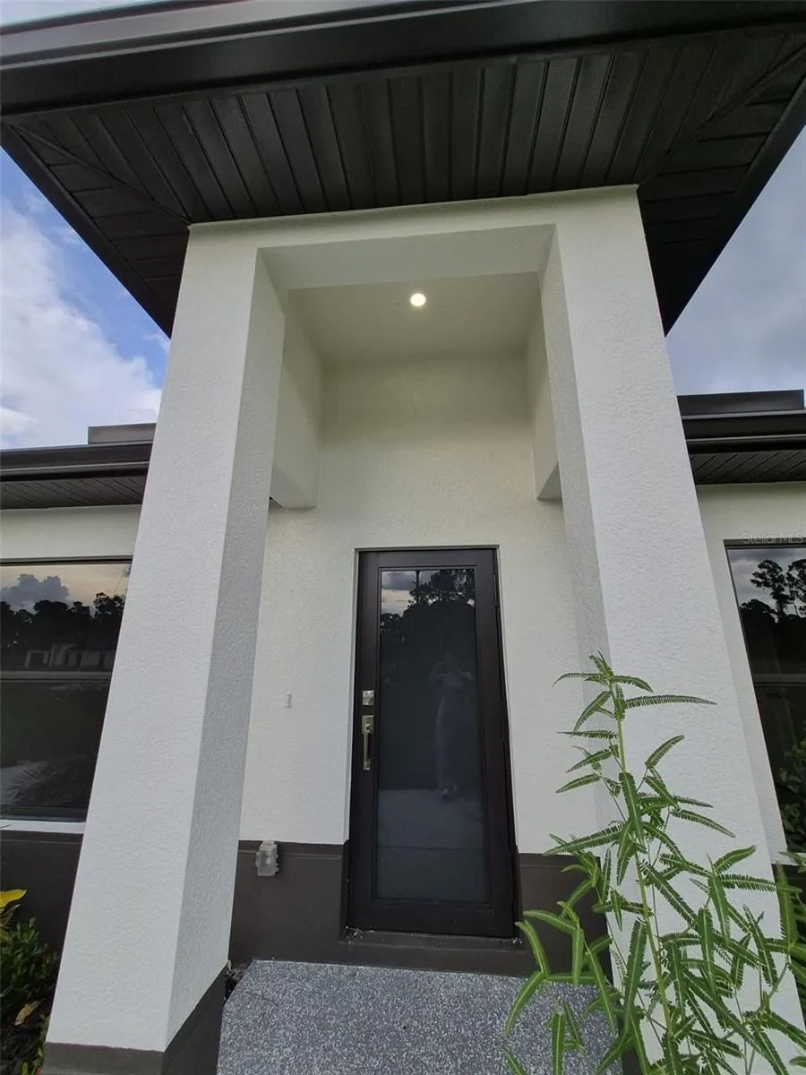447 WICKHAM AVENUE S Lehigh Acres, FL 33974