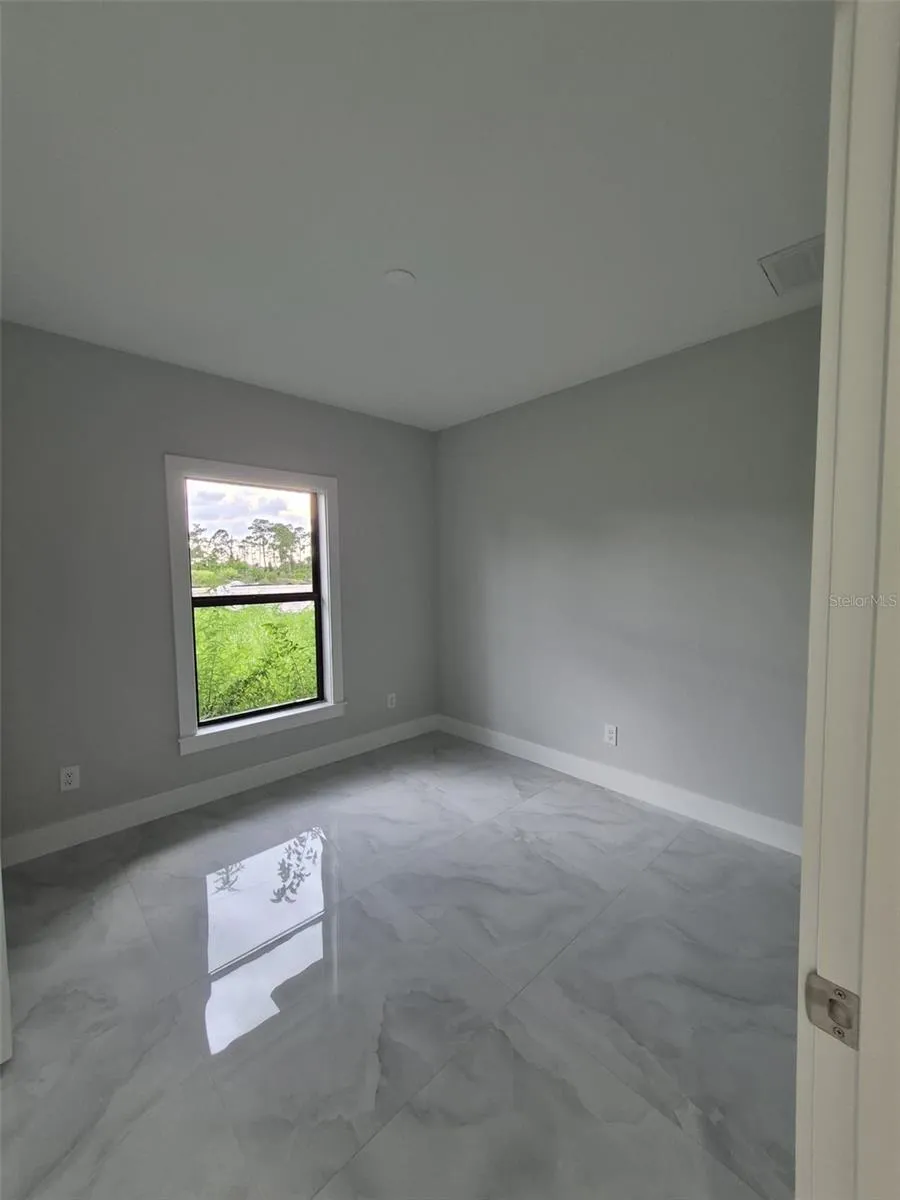447 WICKHAM AVENUE S Lehigh Acres, FL 33974