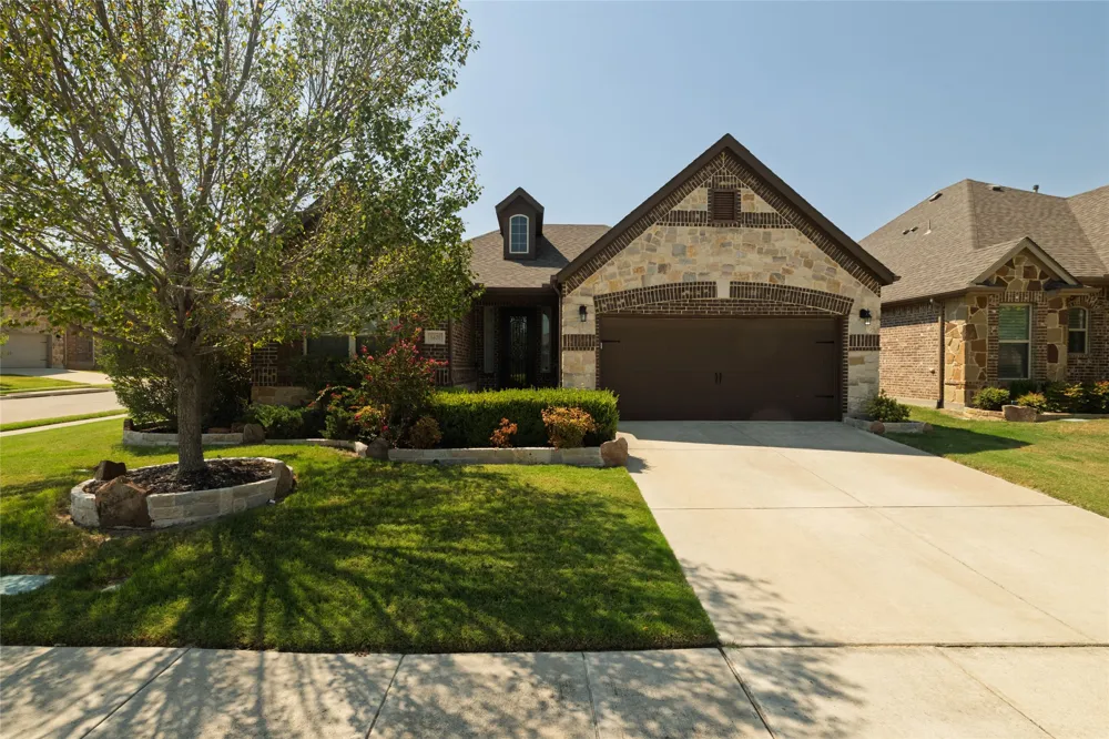 1401 Eagleton Lane Northlake, TX 76226