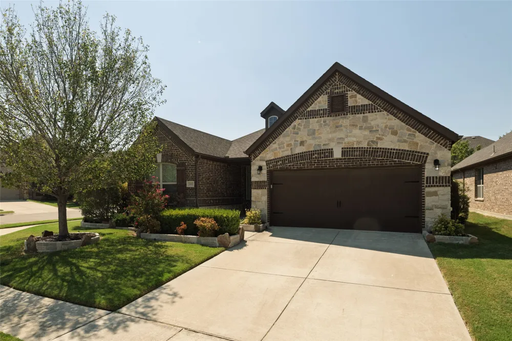 1401 Eagleton Lane Northlake, TX 76226