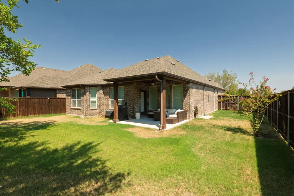 1401 Eagleton Lane Northlake, TX 76226