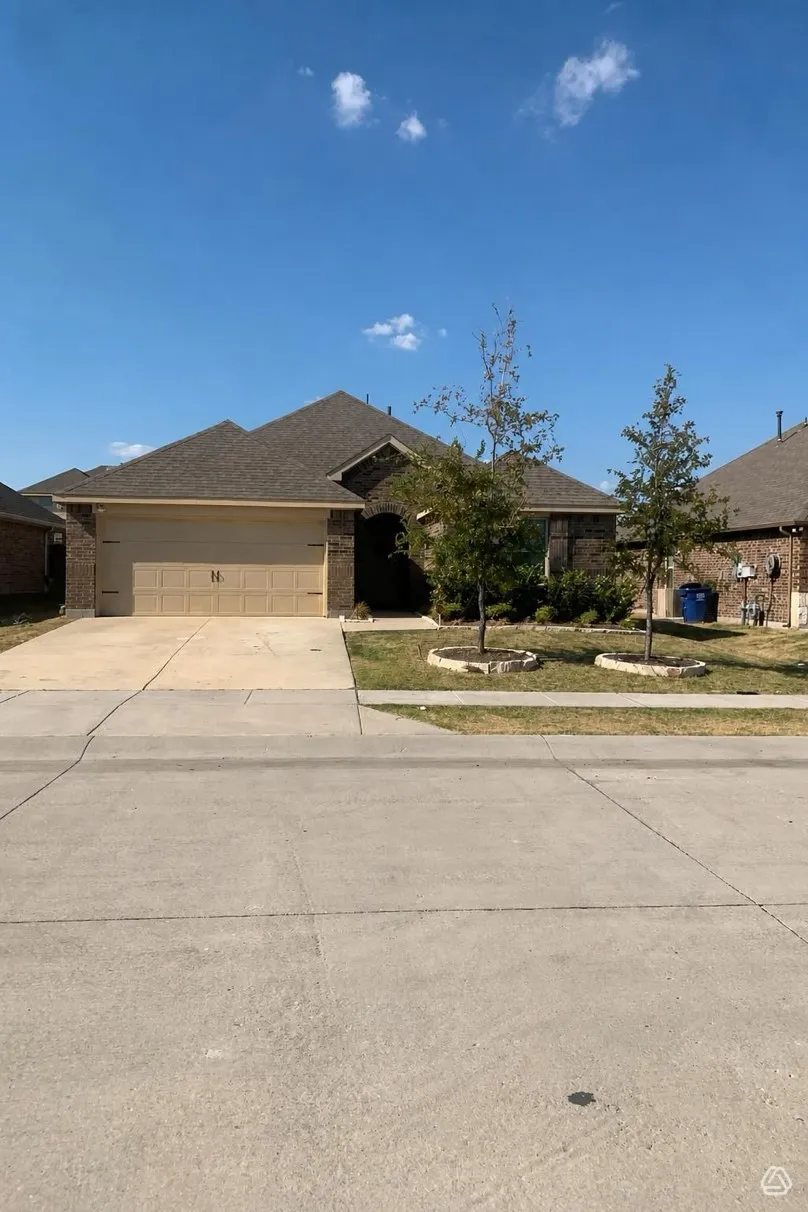 410 Spur Ridge Princeton, TX 75407