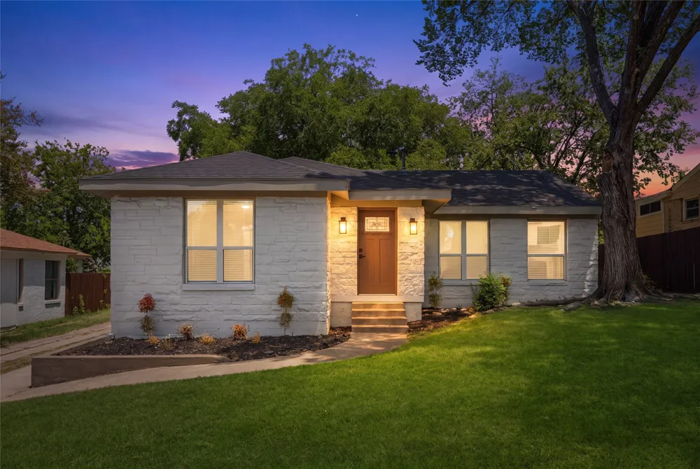 1314 Arborvitae Avenue Dallas, TX 75224