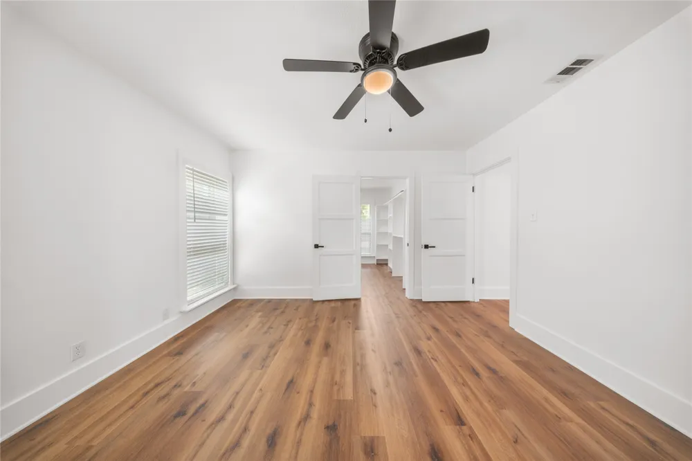 1314 Arborvitae Avenue Dallas, TX 75224