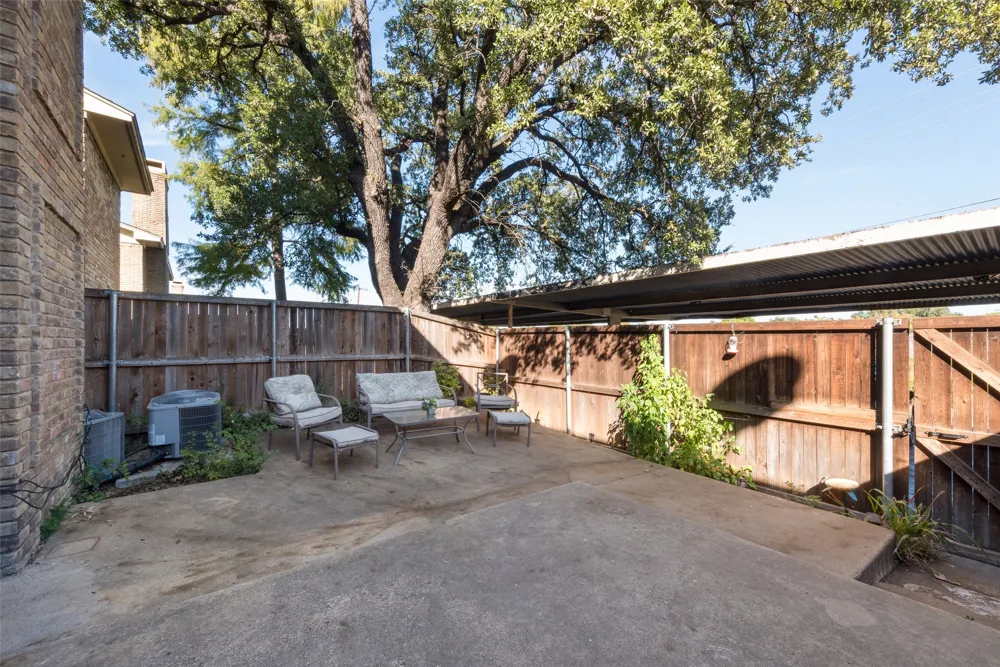 527 Towne House Lane Richardson, TX 75081