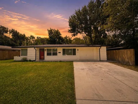 6010 Ridgeway Drive