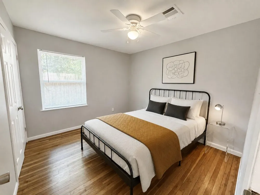 6010 Ridgeway Drive Houston, TX 77033